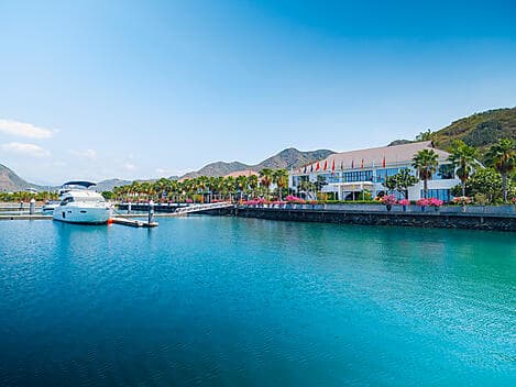 14 Feb 26 - Ana Marina (Nha Trang)